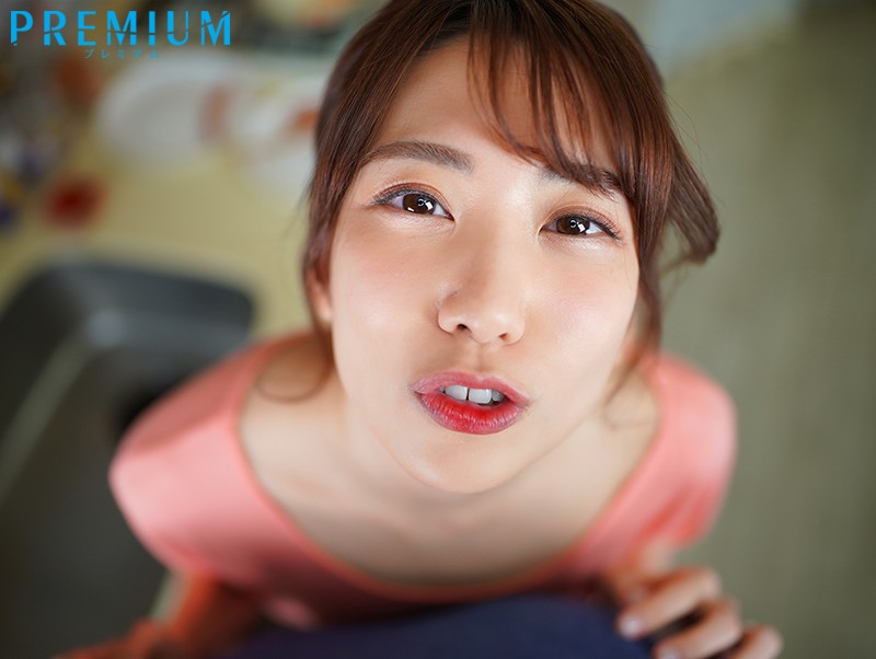 山岸逢花(あや花)新妻写真